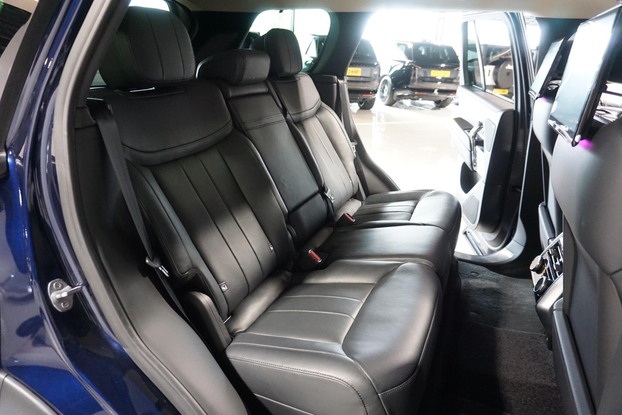 Land Rover Range Rover 3.0 P440e 38.2kWh HSE SUV 5dr Petrol Plug-in Hybrid Auto 4WD Euro 6 (s/s) (440 ps)